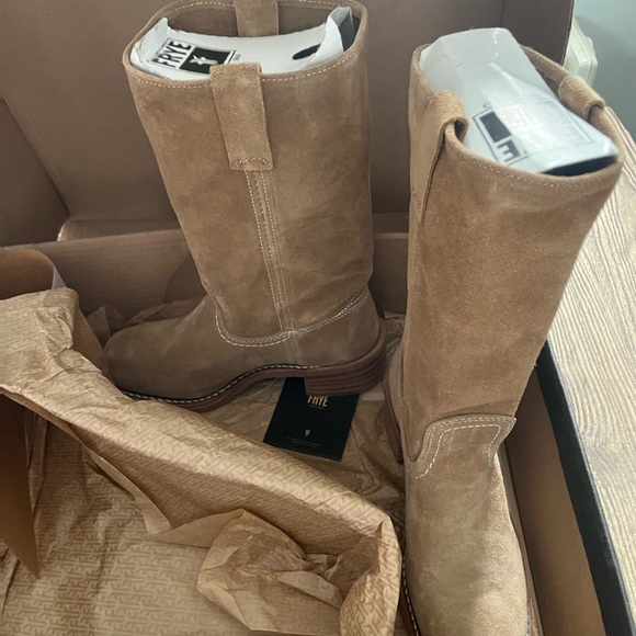 Frye Campus 12r - Tan Buck Knee-High Boots - NWT & Box - Size 7.5 - Picture 4 of 6